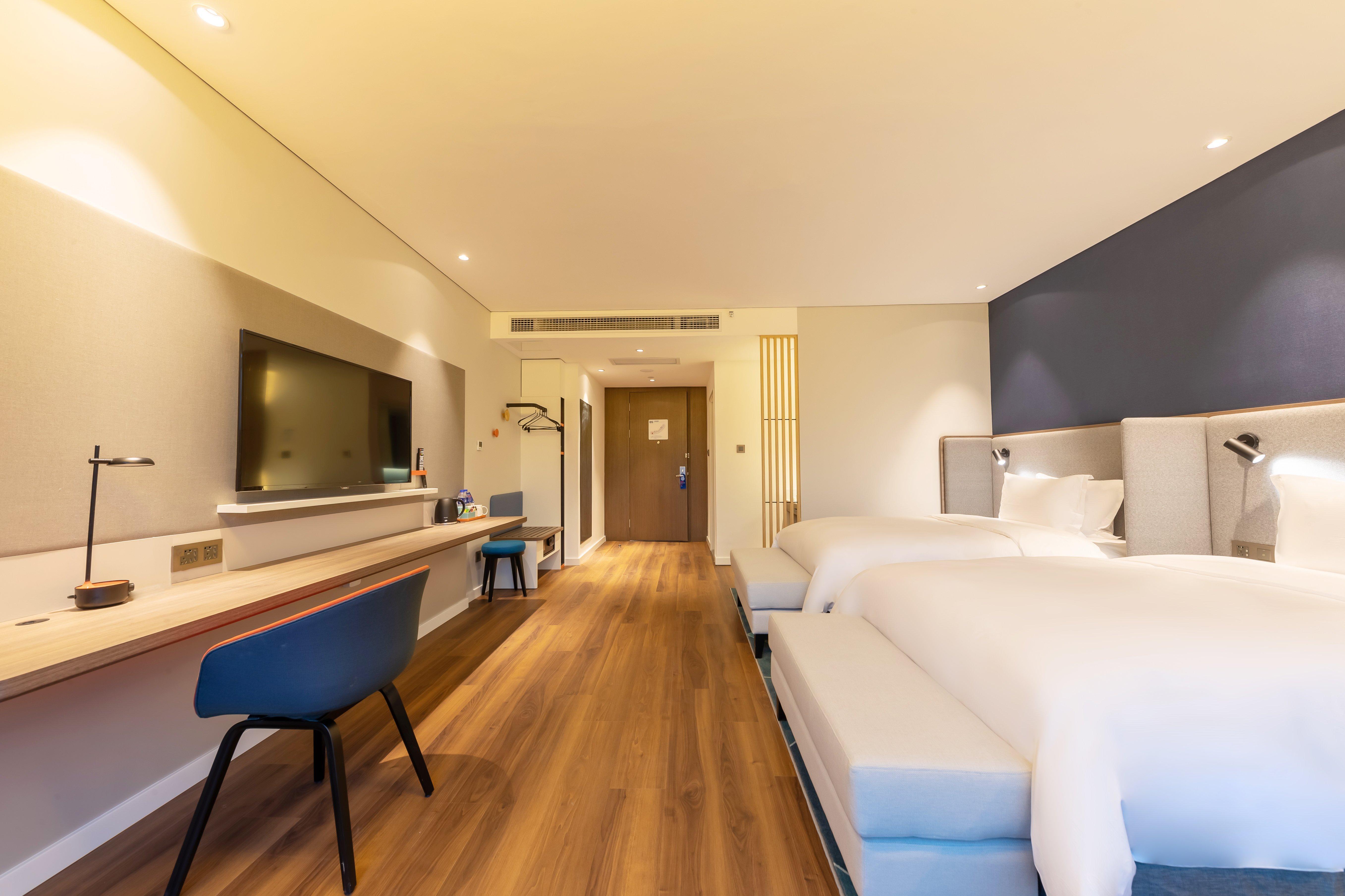 Holiday Inn Express Yichang Riverside By Ihg Exterior foto